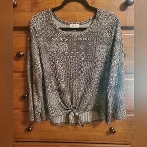 Style & Co Women's Tie-Front Top, Latern Style Arms. Black/Grey Size Petite L